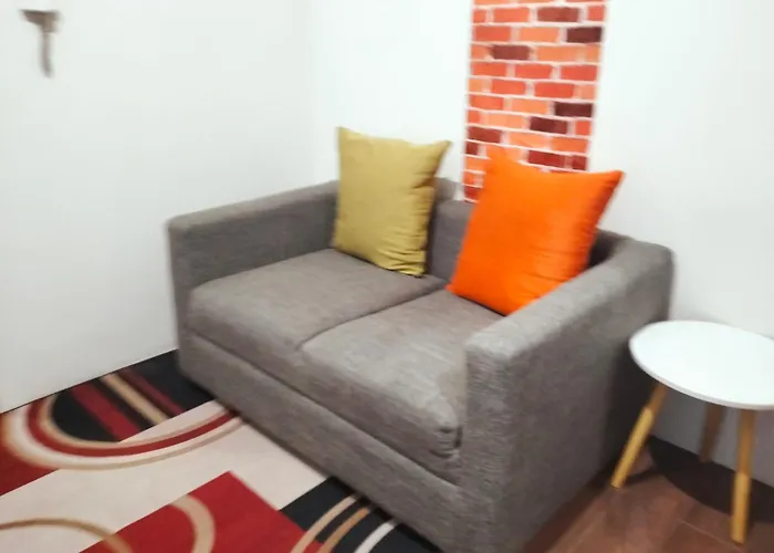 Makati Cbd Budget Hotel *